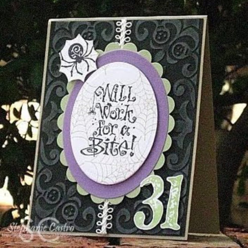 Cuttlebug A2 embossing folder - SKELETON SCROLL